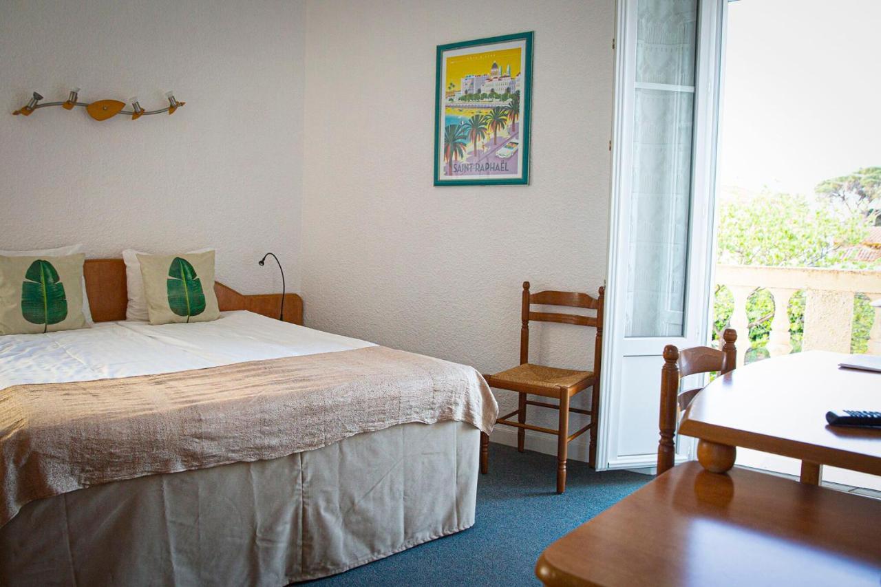 Saint-Raphaël Hotel Du Soleil מראה חיצוני תמונה